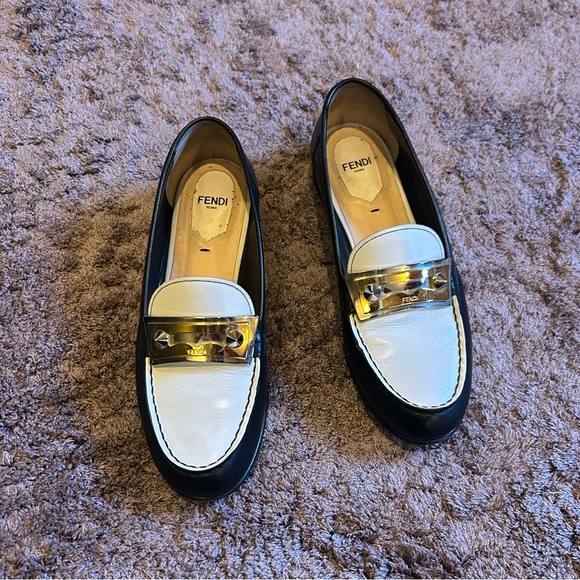 Fendi Black and White Loafer with metal hardware. - Picture 3 of 7